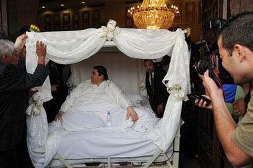 Самый толстый человек в мире женился