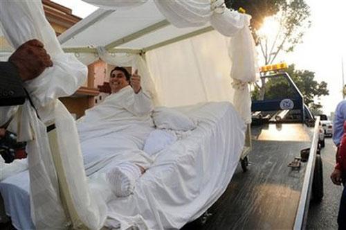 Самый толстый человек в мире женился