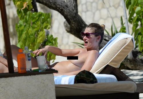 Звезды в "непослушных" нарядах: намеренно или случайно?