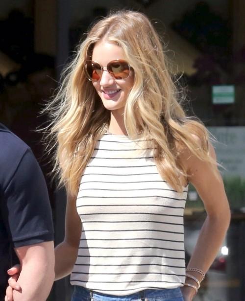 Звезды в "непослушных" нарядах: намеренно или случайно?