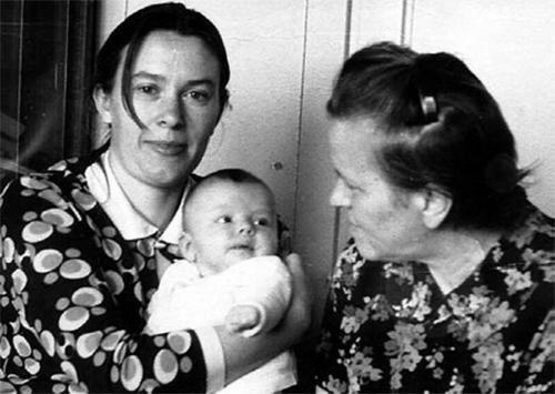 Знаменитости в кругу семьи. Фото из домашних архивов