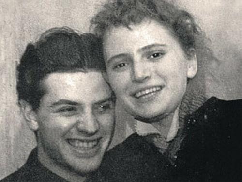 Знаменитости в кругу семьи. Фото из домашних архивов