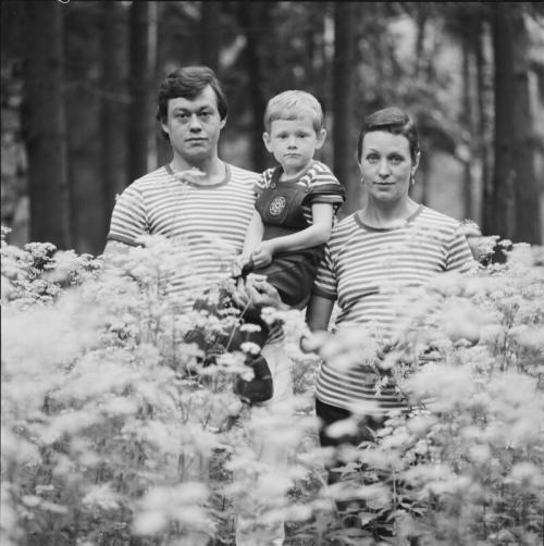 Знаменитости в кругу семьи. Фото из домашних архивов