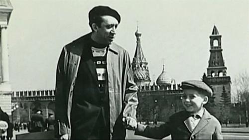 Знаменитости в кругу семьи. Фото из домашних архивов