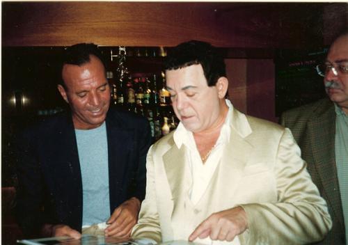 Российские знаменитости фотографируются с мировыми звездами