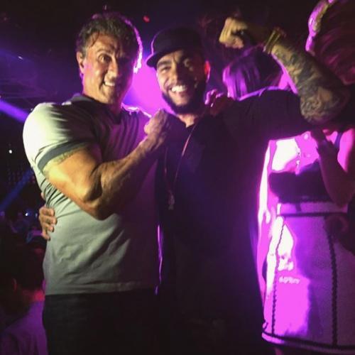 Российские знаменитости фотографируются с мировыми звездами