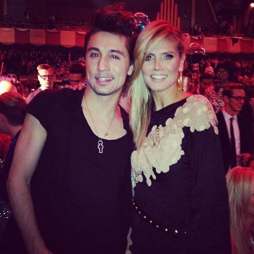 Российские знаменитости фотографируются с мировыми звездами