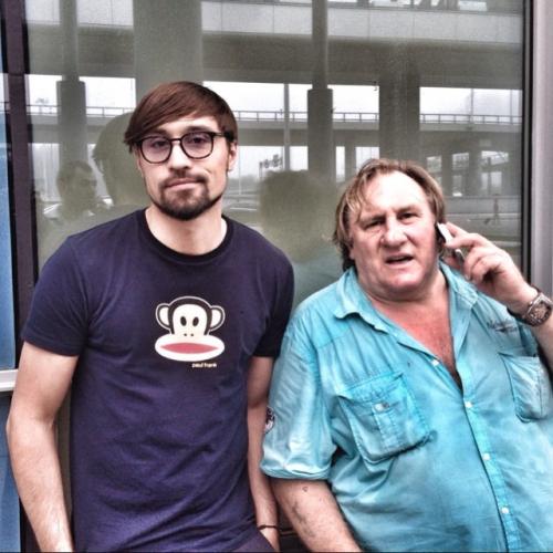 Российские знаменитости фотографируются с мировыми звездами