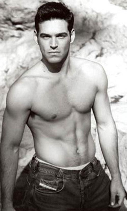 Топ-50 самых красивых мужчин мира