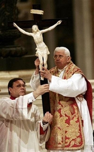 На Филиппинах распяли верующих