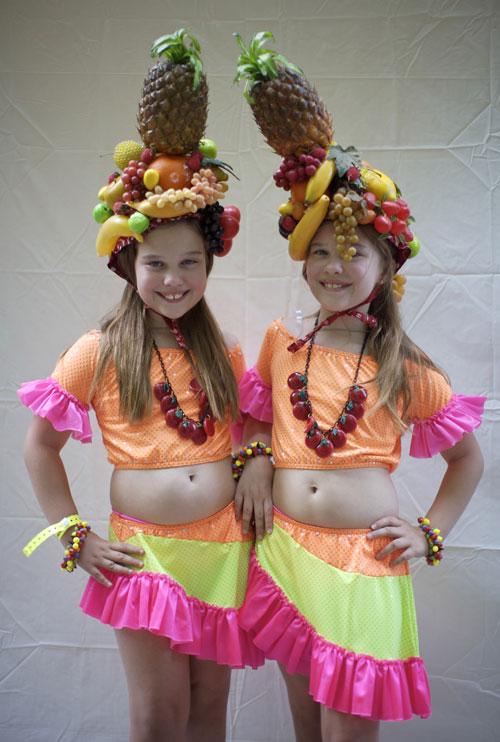 На фестиваль съехались четыре тысячи близнецов