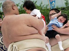 10 самых необычных фестивалей 2011 года