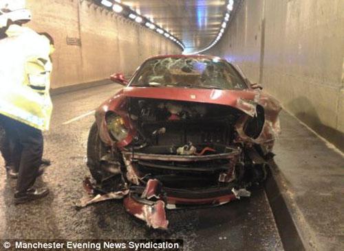 Став лучшим футболистом мира, Криштиану Роналду расслабился в объятиях подружки