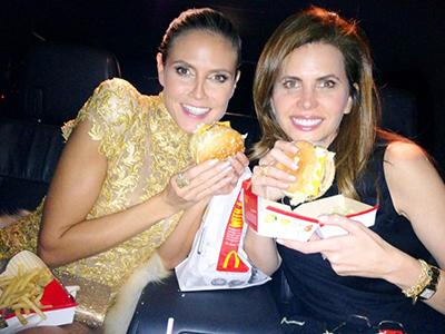 Самые забавные автопортреты звезд