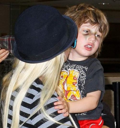 Знаменитости, которых обвиняли в избиении собственных детей