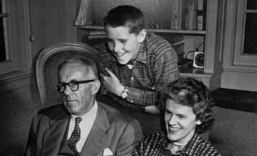 Знаменитости, которых обвиняли в избиении собственных детей