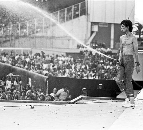 Знаменитые музыканты: такими их знал мир в начале взлета