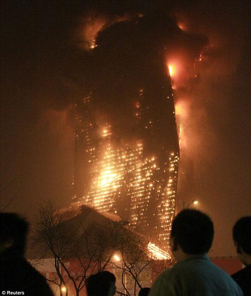 159-метровый отель выгорел дотла