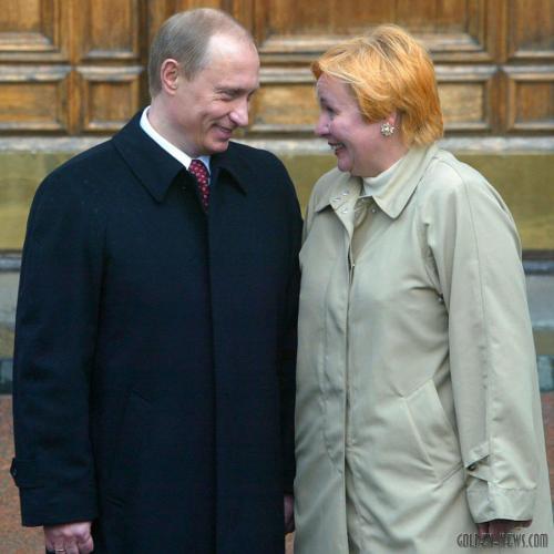 "Тетка в халате": советские и российские первые леди