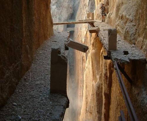 Самый опасный путь в мире