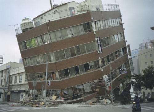 Сильнейшие землетрясения за последние 100 лет