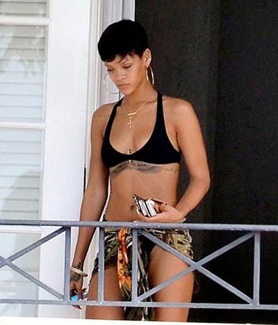 Как отдыхали зарубежные и российские звезды в каникулы