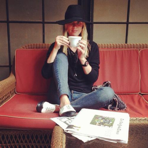 Как и на чем зарабатывают Пэрис Хилтон, Ким Кардашьян и другие звезды гламура