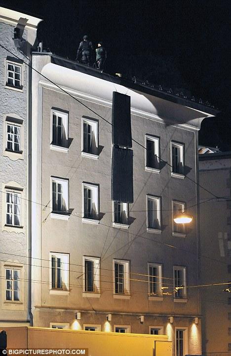 Том Круз  сорвался с крыши