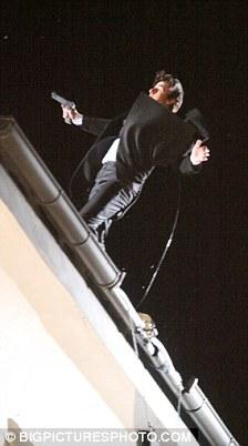 Том Круз  сорвался с крыши