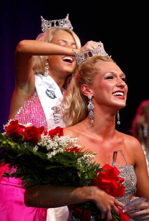 Скандалы и курьёзы с королевами красоты