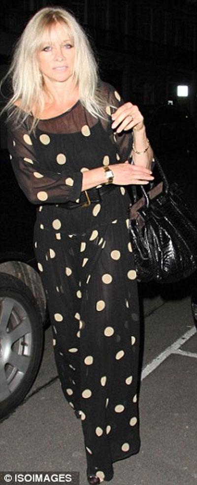 18- летняя русская официантка увела из семьи легенду «Роллинг стоунз»