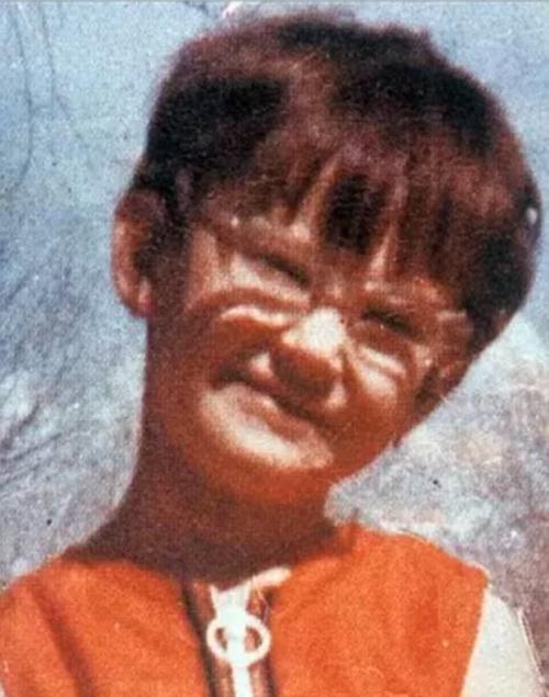 Мировые знаменитости, выросшие в бедности