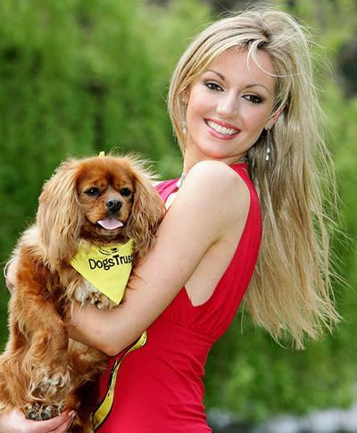 "Мисс Мира" и "Мисс Вселенная" на сцене и в жизни