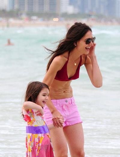 Самые стройные красотки Голливуда вышли на пляж