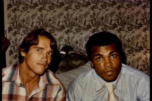 Знаменитые люди в необычных ситуациях