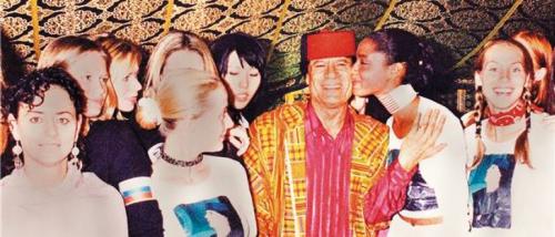 Роскошная жизнь и страшная казнь ливийского диктатора Муаммара Каддафи