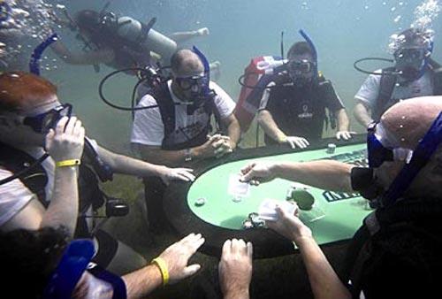 Экстремальный покер для акул за 2500 фунтов