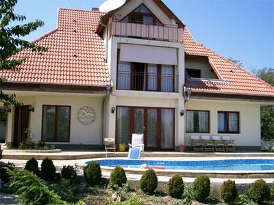 Махнёмся не глядя: на что можно променять московскую квартиру