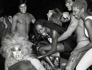 Рон Галелла — самый знаменитый папарацци Америки