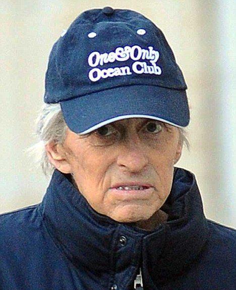 Рак сжигает Майкла Дугласа на глазах