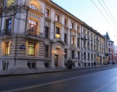 Где живут российские знаменитости