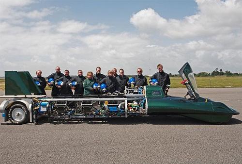 "Кипящий чайник" развил скорость 204 км/ч