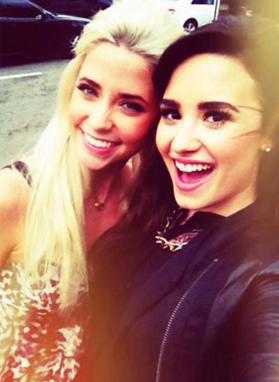 Последние фотографии звезд из Твиттеров