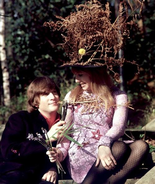 Редкие фотографии юных знаменитостей. часть 7