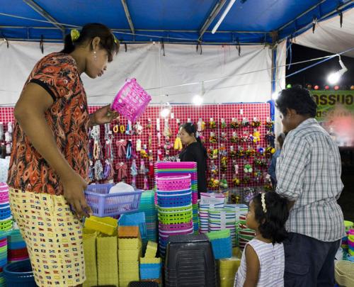 Самая высокая в мире девушка родом из Таиланда