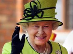 Лучшие шляпки Елизаветы Второй