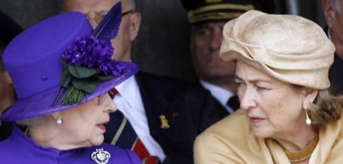 Лучшие шляпки Елизаветы Второй