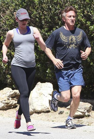 Скарлетт Йоханссон невероятно растолстела