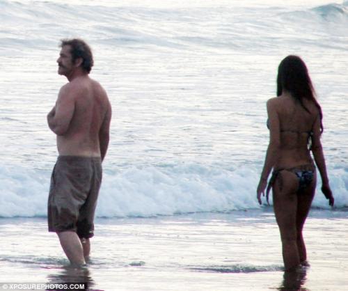 Мела Гибсона поглотила русская "Акула"