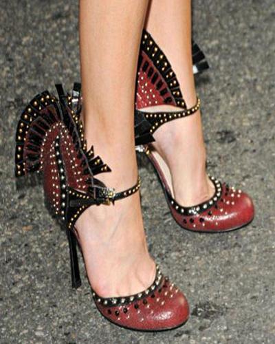 Самая необычная звездная обувь. Часть 2